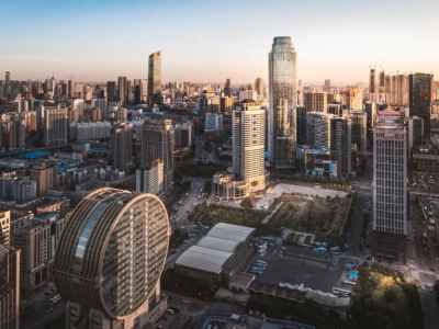 “工程抵账房”“特价房”再现，沈阳楼市降价潮暗涌，开发商正努力一搏丨市场